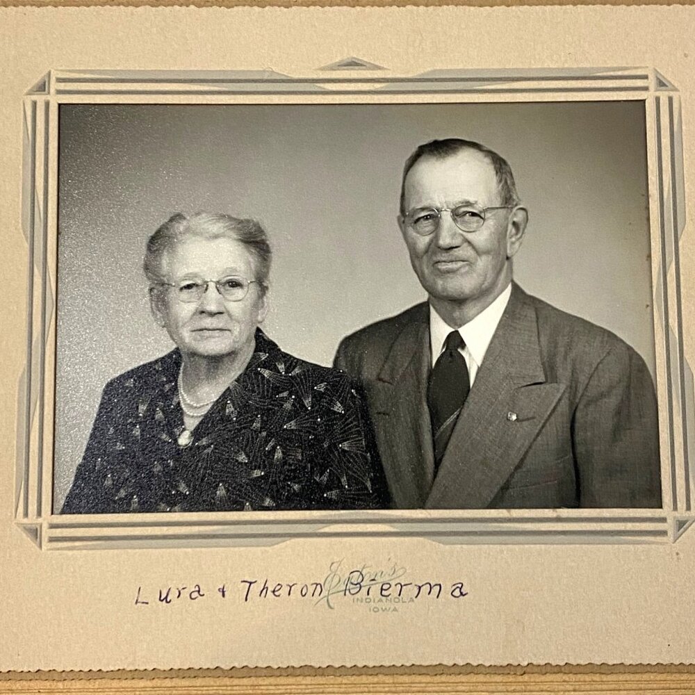 Older Married Couple Vtg Photo Card Lura Theron Bierma Eatons Indianola Iowa USA